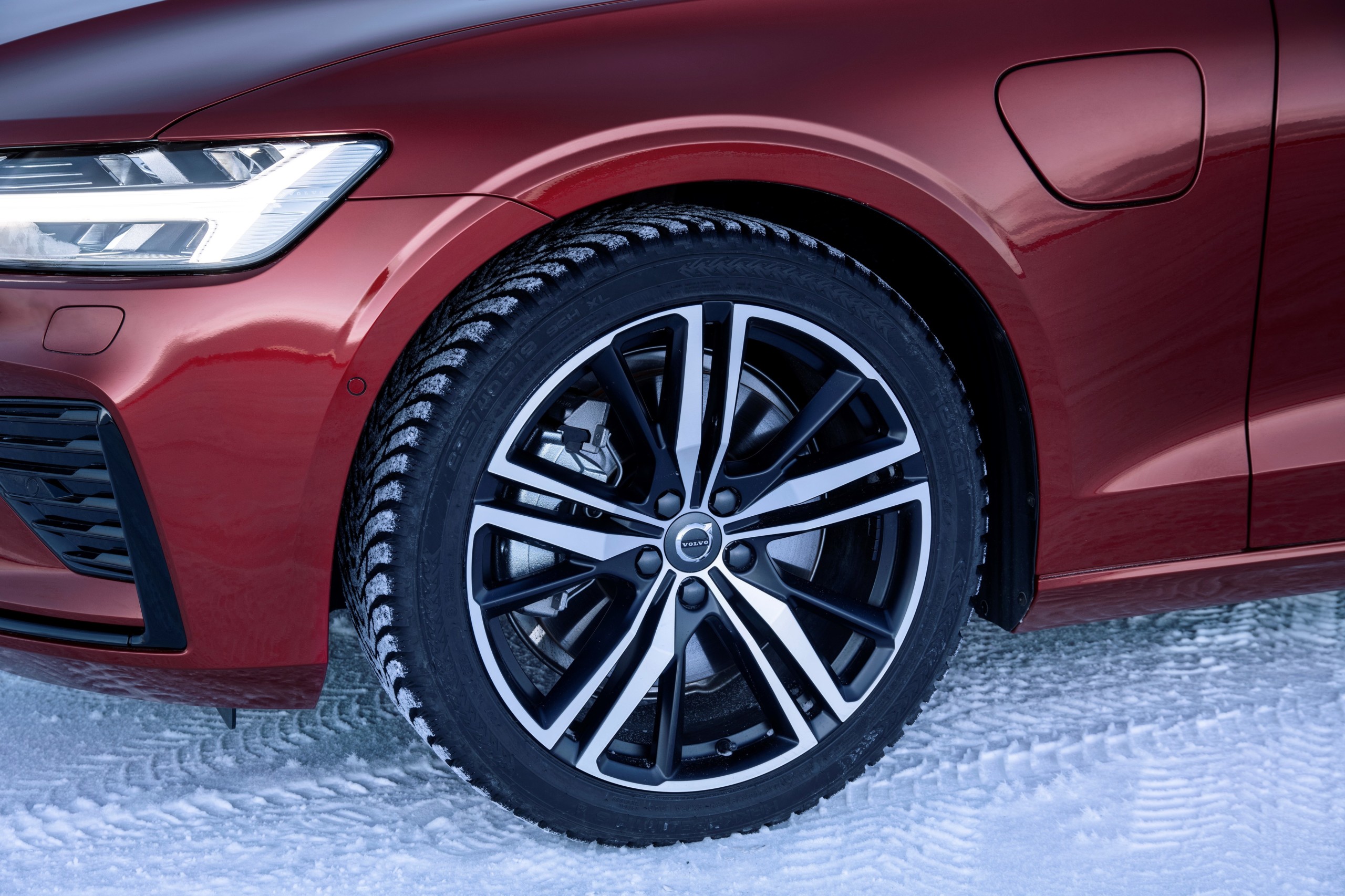 Volvo V60 T8 Test Drive in Luleå, Sweden