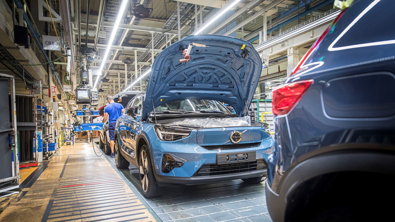 Produktion des neuen Volvo C40 Recharge Pure Electric beginnt in Gent