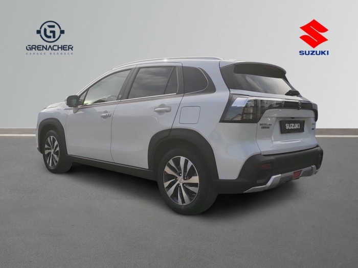 SUZUKI S-Cross 1.5 Piz Sulai Compact Top Hybrid 4x4 – Bild 5