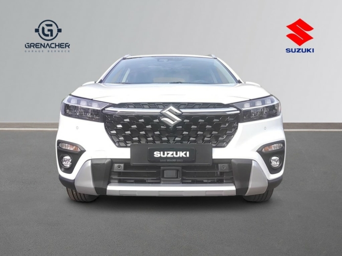 SUZUKI S-Cross 1.5 Piz Sulai Compact Top Hybrid 4x4 – Bild 7