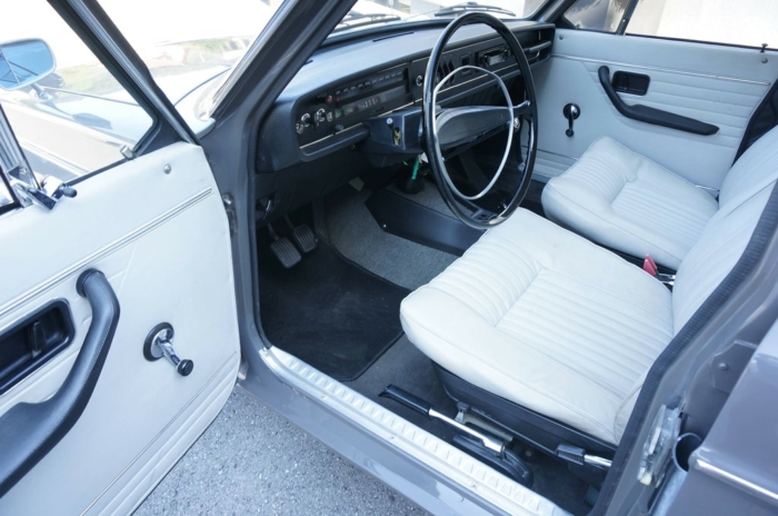 VOLVO 144 – Bild 8