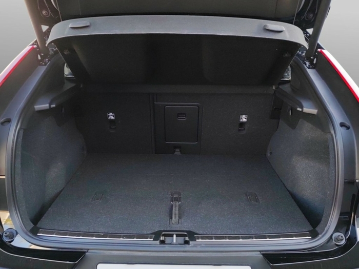 VOLVO C40 E80 Plus AWD – Bild 10
