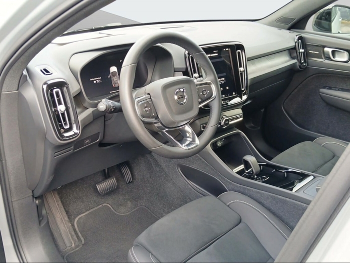 VOLVO C40 E80 Ultimate AWD – Bild 11