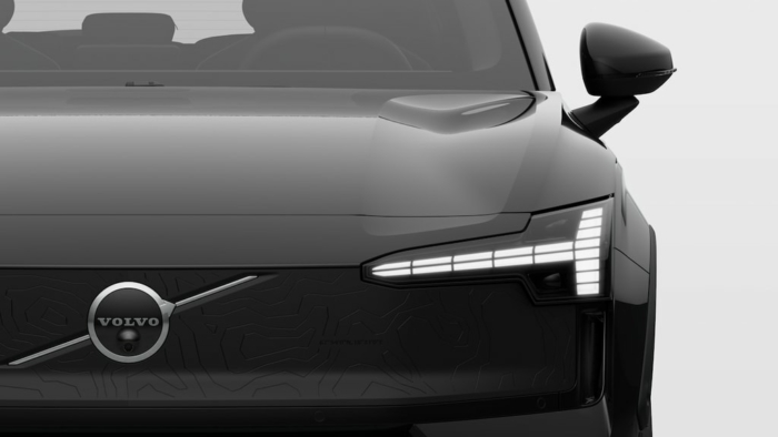 VOLVO EX30 CC E60 Twin Ultra Performance AWD – Bild 7