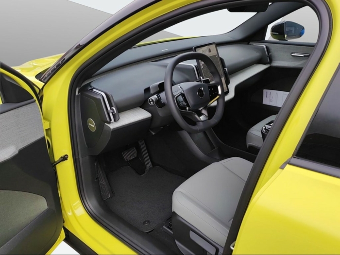 VOLVO EX30 E60 Plus – Bild 11