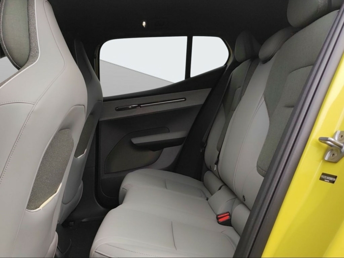 VOLVO EX30 E60 Plus – Bild 12