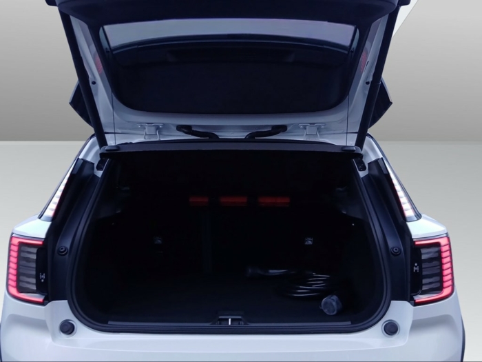 VOLVO EX30 E60 Ultra – Bild 10