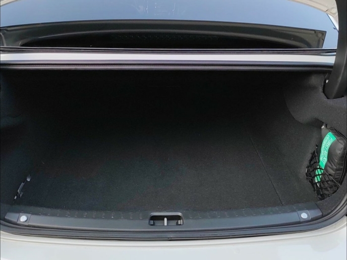 VOLVO S90 2.0 T6 R-Design AWD – Bild 10