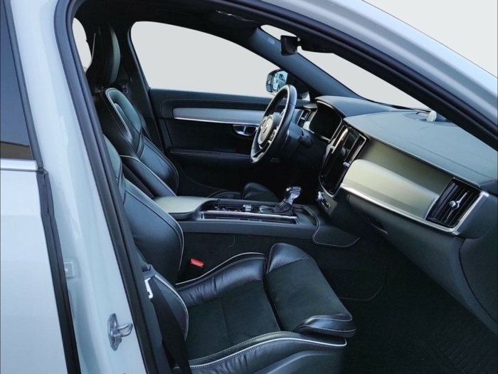 VOLVO S90 2.0 T6 R-Design AWD – Bild 14