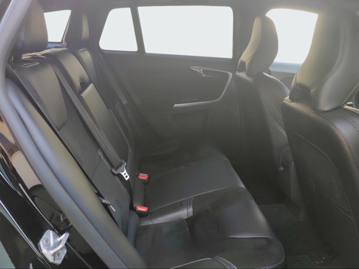 VOLVO V60 3.0 T6 Polestar AWD – Bild 13