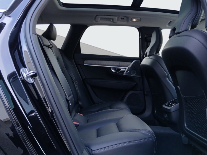 VOLVO V90 2.0 B5 Ultimate Bright AWD – Bild 13
