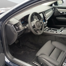 VOLVO V90 2.0 T6 TE XCENTRIC Dark eAWD – Bild 12