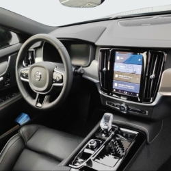 VOLVO V90 2.0 T8 TE Plus Dark eAWD – Bild 16