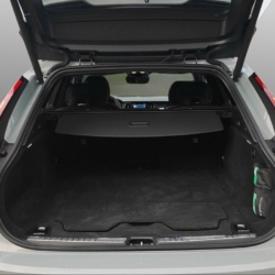 VOLVO V90 2.0 T8 TE Plus Dark eAWD – Bild 10