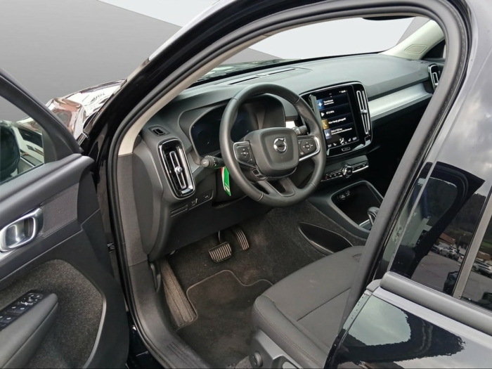 VOLVO XC40 1.5 T2 Xcite – Bild 11