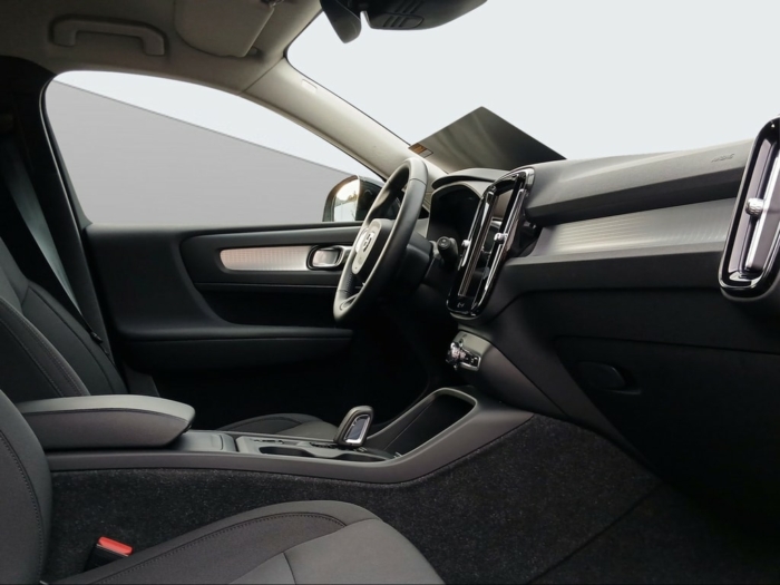 VOLVO XC40 1.5 T2 Xcite – Bild 15