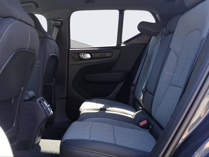 VOLVO XC40 2.0 B3 MH XCITE – Bild 12