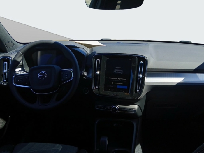 VOLVO XC40 2.0 B3 MH XCITE – Bild 16