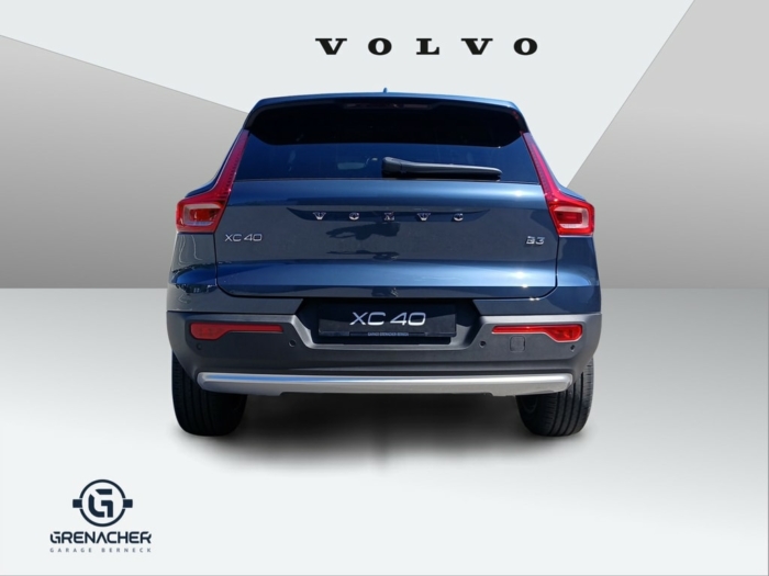 VOLVO XC40 2.0 B3 MH XCITE – Bild 8