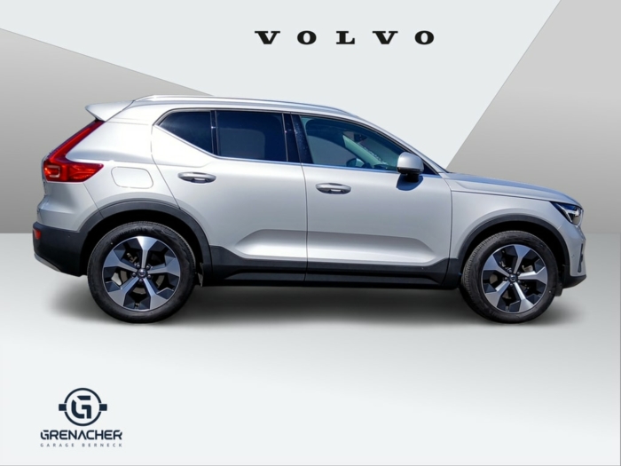 VOLVO XC40 2.0 B4 MH Plus Bright AWD – Bild 2