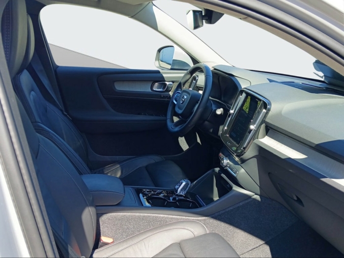 VOLVO XC40 2.0 B4 MH Plus Bright AWD – Bild 14
