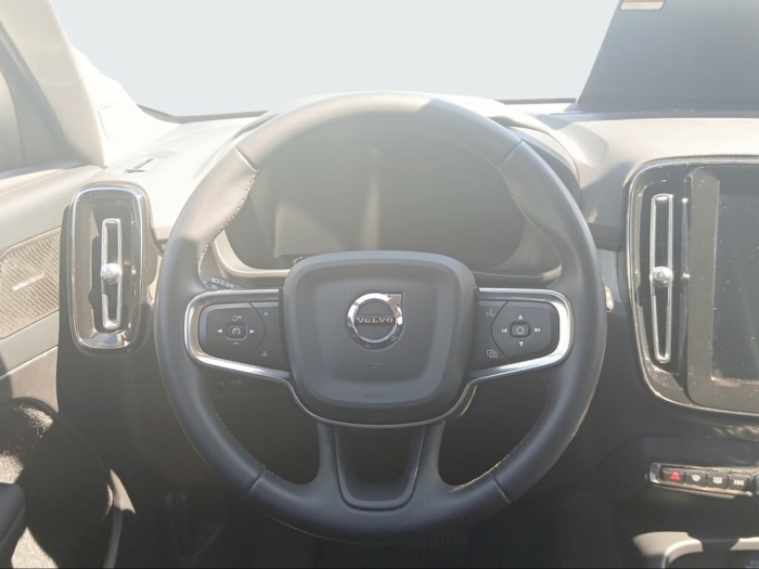 VOLVO XC40 2.0 B4 MH Plus Bright AWD – Bild 16