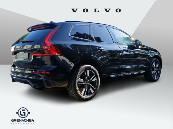 VOLVO XC60 2.0 B5 MH Plus Dark AWD – Bild 6
