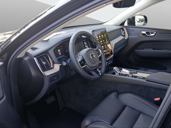 VOLVO XC60 2.0 B5 MH Plus Dark AWD – Bild 11