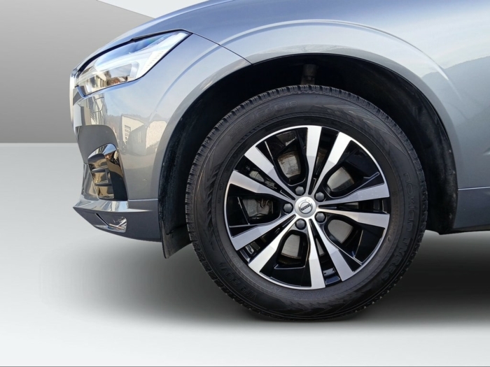 VOLVO XC60 2.0 D4 R-Design AWD – Bild 9