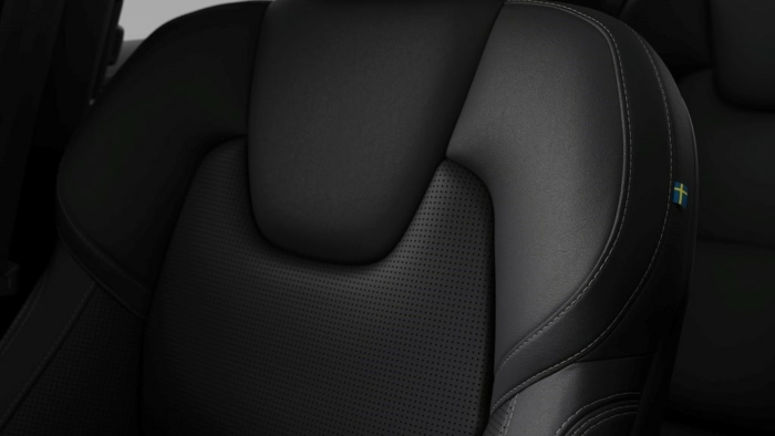 VOLVO XC60 2.0 T8 TE Black Edition eAWD – Bild 12