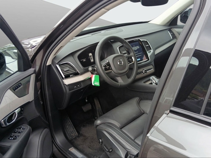 VOLVO XC90 2.0 T8 TE Ultimate Dark 7P. eAWD – Bild 11