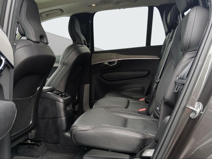 VOLVO XC90 2.0 T8 TE Ultimate Dark 7P. eAWD – Bild 12