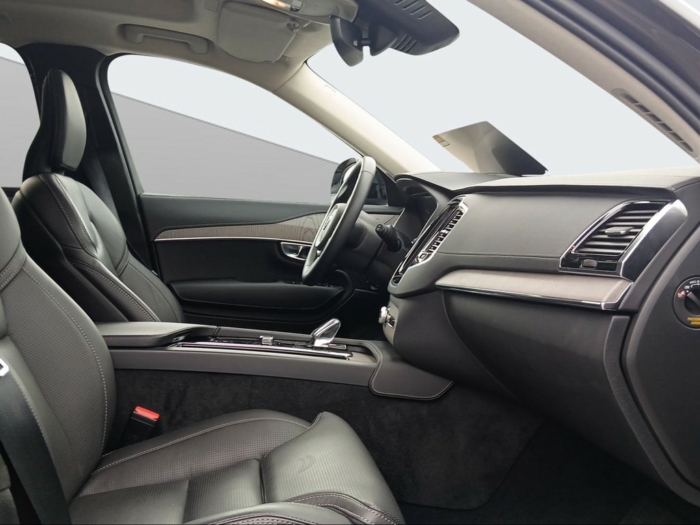 VOLVO XC90 2.0 T8 TE Ultimate Dark 7P. eAWD – Bild 14
