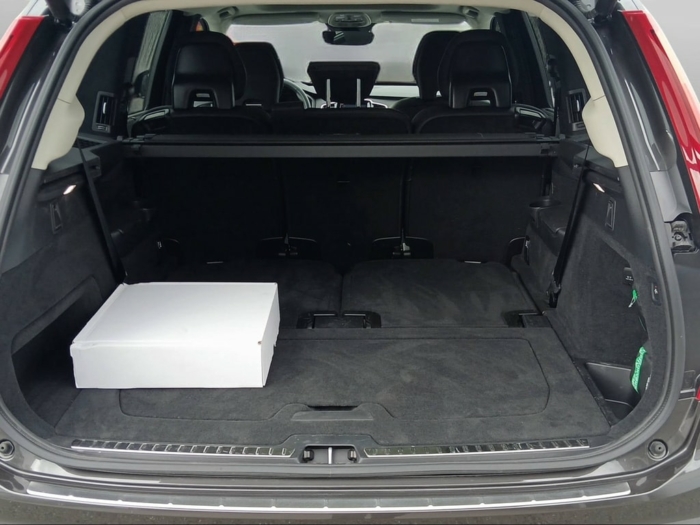 VOLVO XC90 2.0 T8 TE Ultimate Dark 7P. eAWD – Bild 10
